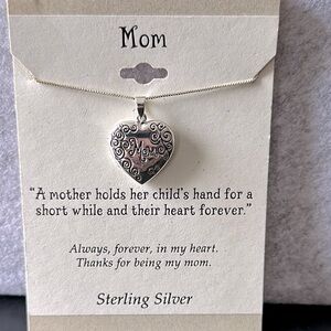 🆕 Sterling Silver Heart Locket Mom Necklace